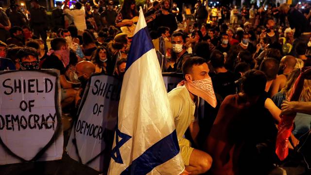 Israelis protest against PM Netanyahu's alleged corruption and the way of handling the COVID-19 crisis in Jerusalem