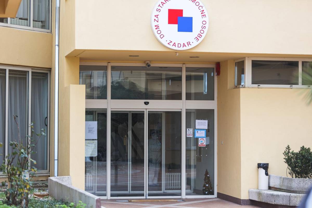 Očaj starica u domu: ‘Nema osoblja, pa ležimo kao krave’