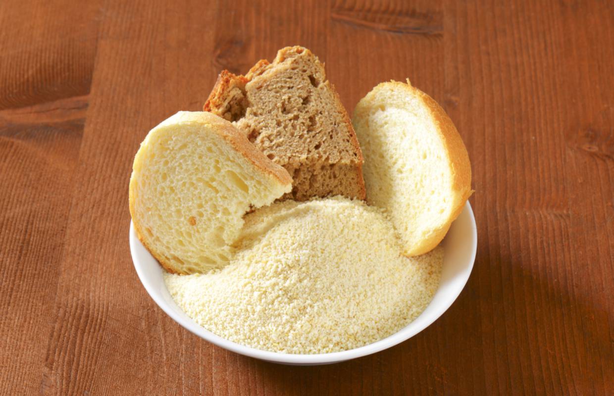 Kako napraviti krušne mrvice od kruha kojeg već imate doma