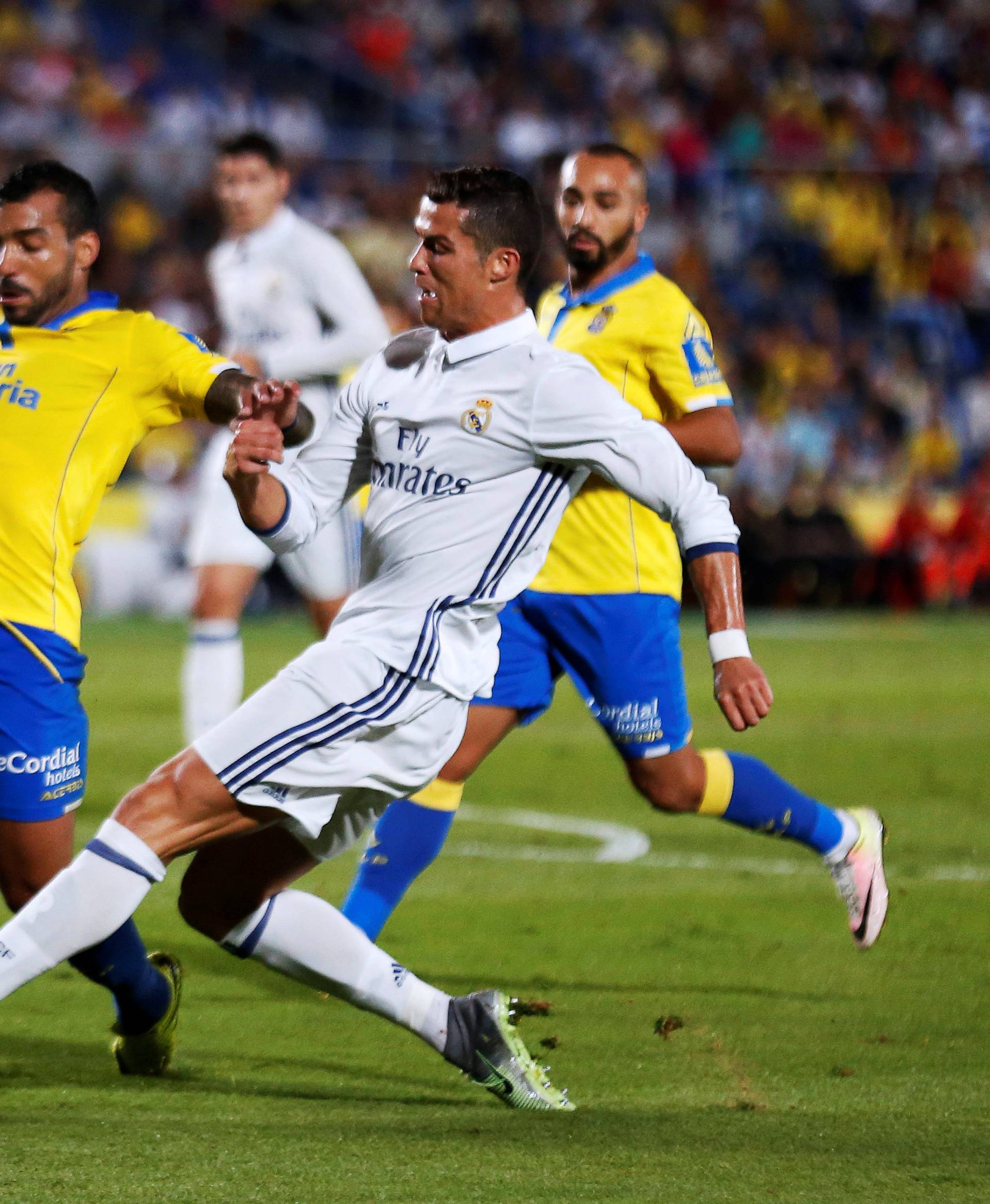 Football Soccer - Spanish Liga Santander - Las Palmas v Real Madrid