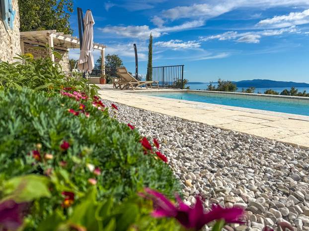 FOTO Kaštelet kod Opatije iz snova: Obnovili smo ga kako bismo očuvali obiteljske tajne