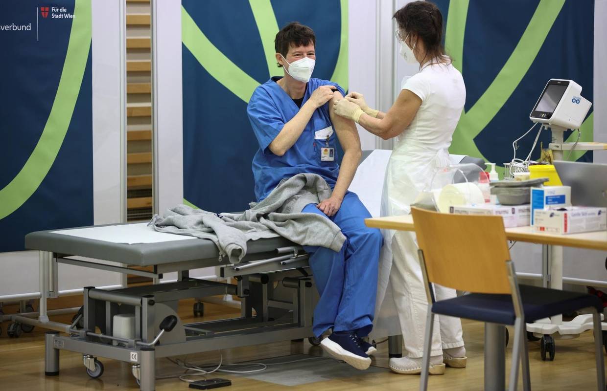Novi soj Delta se širi Austrijom, prognoze nisu optimistične...