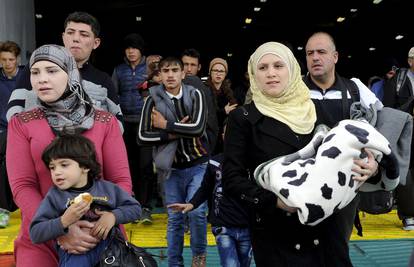 Manji pritisak: Prve izbjeglice prebačene su u Luksemburg