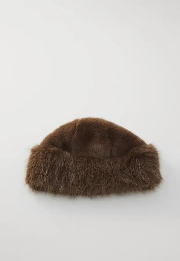 Pregledali smo ponudu za vas! Sezona je kapa - od šilterica do beanie kreacija i beretke