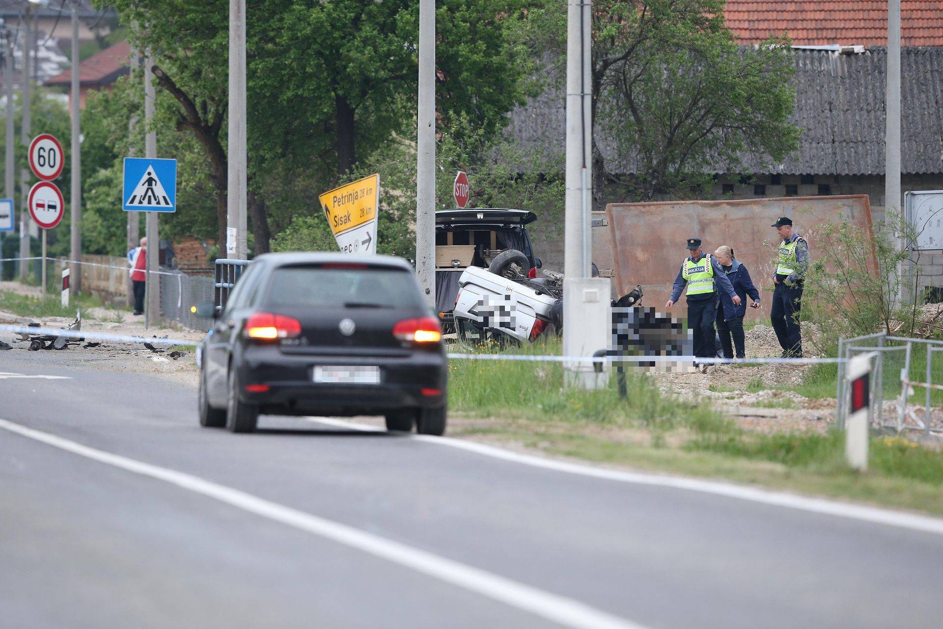 Stravični prizori kod Velike Gorice: Troje mrtvih u teškoj nesreći, među njima i dijete?