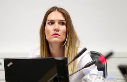 Lakoća uzimanja javnog novca i lakoća pravdanja političara