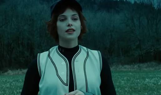 FOTO Sje&cacute;ate se Alice Cullen iz "Sumrak sage"? Evo kako slavna vampirica danas izgleda
