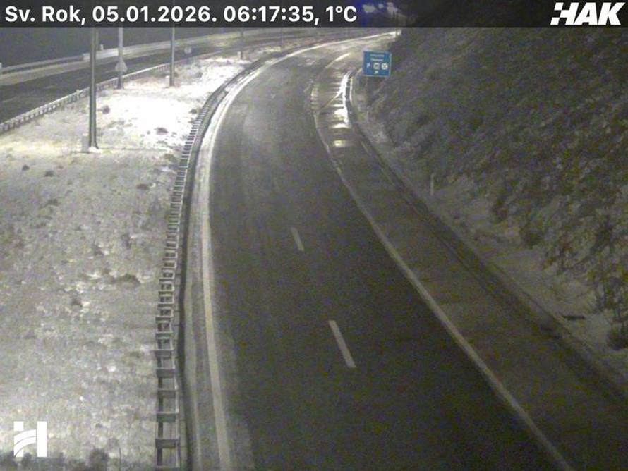 FOTO  Snijeg pada u Zagrebu, A1 zatvorili kod Sv. Roka zbog sudara. Ovako izgledaju ceste