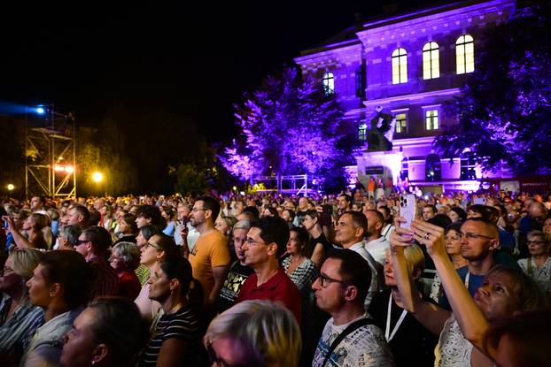 Zagreb: Koncert u čast preminulih glazbenika Arsena Dedića i Gabi Novak te njihova sina Matije Dedića