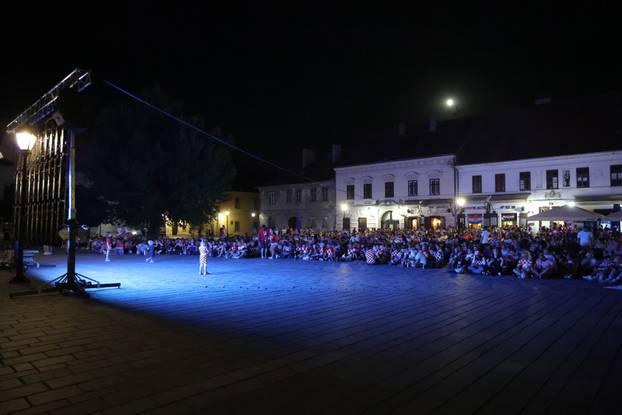 Navijači u Osijeku spremni za utakmicu Hrvatske i Gane