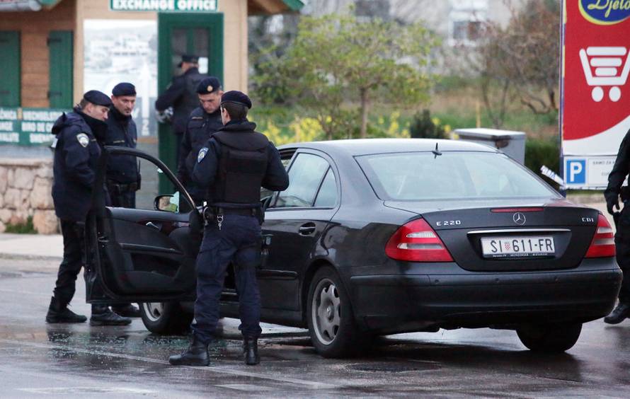 Kraj potrage: Uhićen je mladić osumnjičen za smrt roditelja