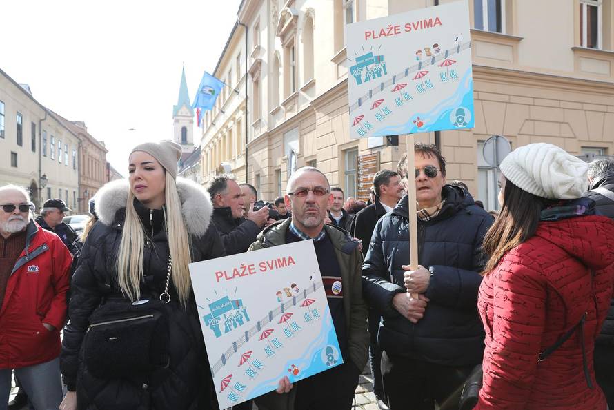 Zagreb: Prosvjed protiv novog zakona o pomorskom dobru i morskim lukama