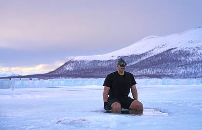 Opsesija hladnoćom navela ga je na skok s padobranom s 3500 metara na temperaturi od -40°C