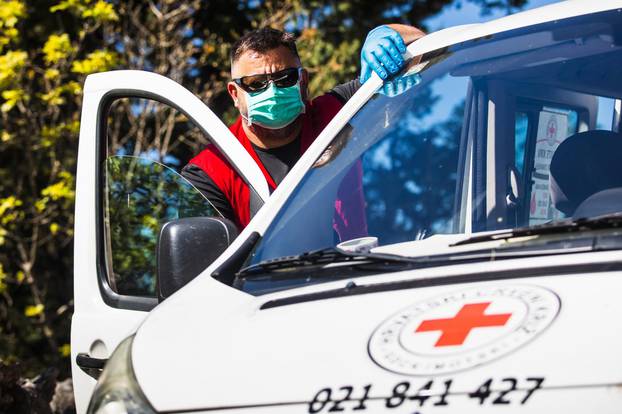 Volontoerke i volonteri Crvenog križa u Imotskom pomažu slabijima