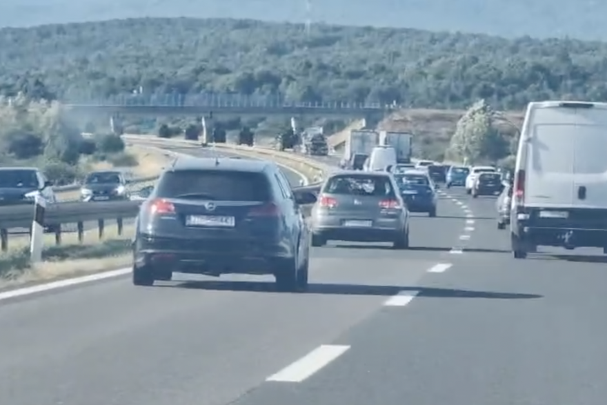 Gužva na A1 zbog HV vozila
