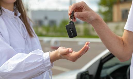 Ne birajte bilo koju auto&scaron;kolu! U ovoj se mo&zcaron;ete u&ccaron;laniti u HAK i dobiti brojne pogodnosti