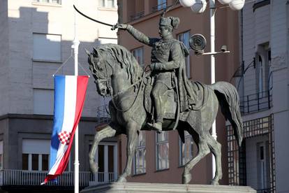 Čiji je duži: Pogledajte veličinu muškog ponosa u stavu 'mirno' i gdje su na toj ljestvici Hrvati!