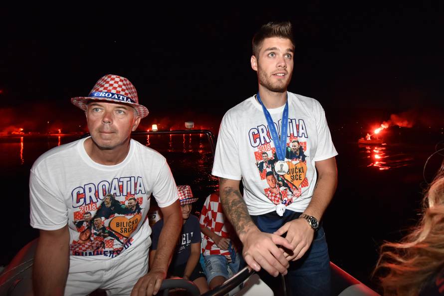 MjeÅ¡tani Bilica organizirali doÄek za srebrnog reprezentativca Duju Äaletu-Cara