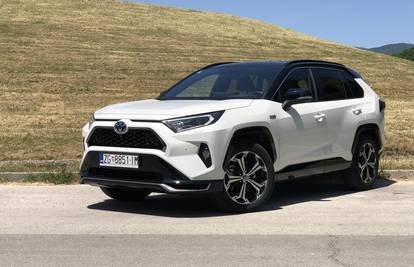 Toyota RAV 4: Novi plug-in hibridni pogon za mnogo snage i vrlo malu potrošnju benzina