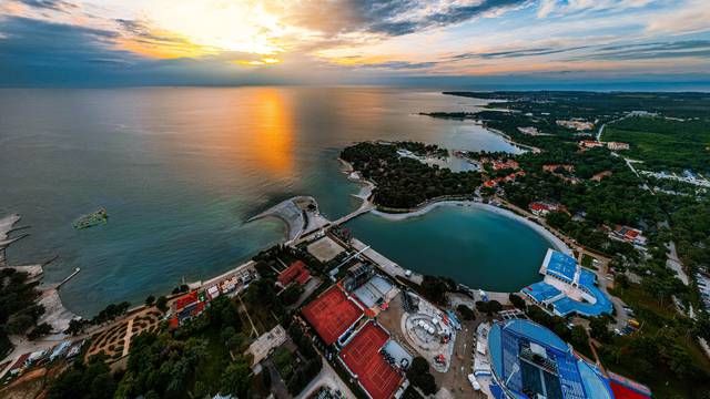 Na Sea Star Festivalu nastupit će John Newman, Ofenbach...