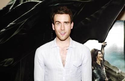 Sjećate li se Nevillea iz filmova o Potteru? Sad je pravi macan