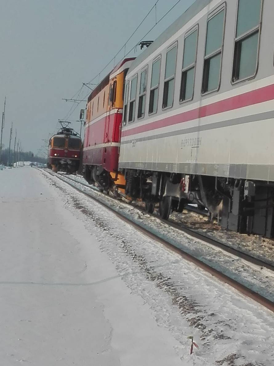 Vlak stao kod Vrbovca: 'Vani je bilo -12, a grijanje nije radilo!'
