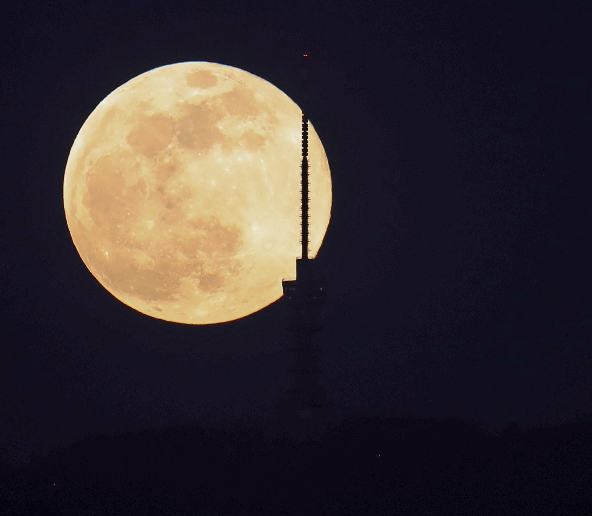 Drugi ovogodiÅ¡nji "super mjesec" iznad Zagreba