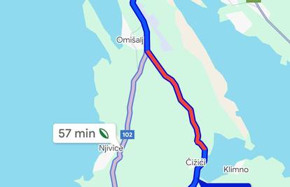 Kaos na Krku: Od Malinske do Krčkog mosta ogromna kolona