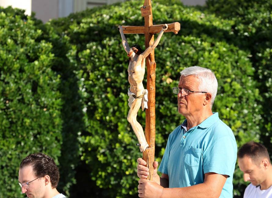 Šibenik: Molitelji na gradskim trgovima prve subote u mjesecu