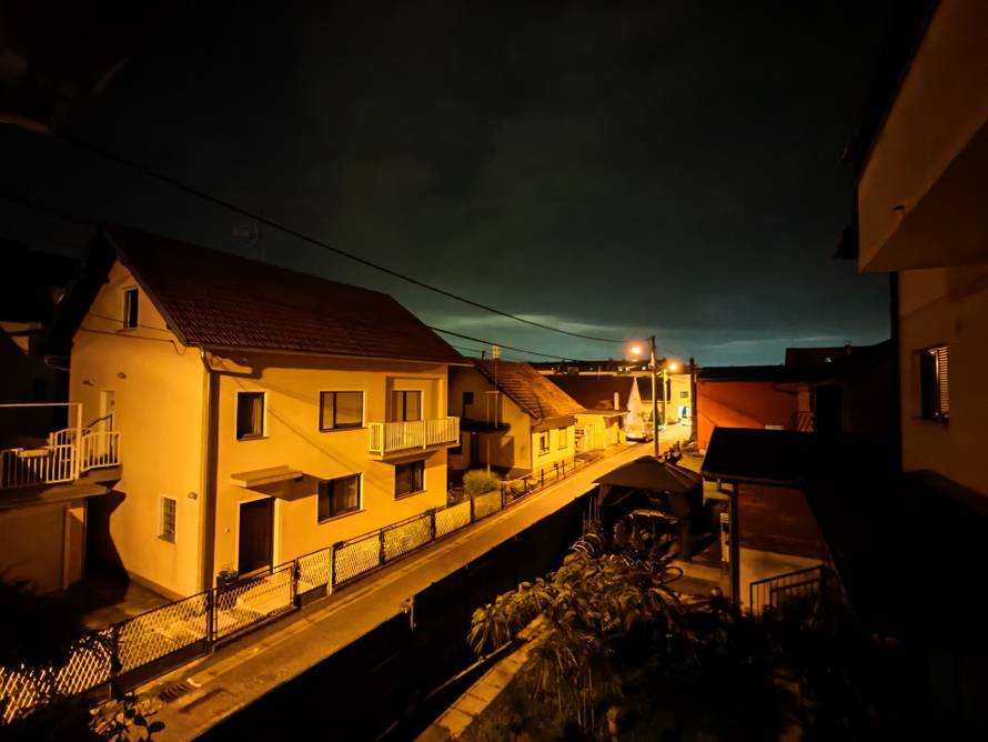 Isprobali smo Honor 400 Pro: Može baš sve kao duplo skuplji