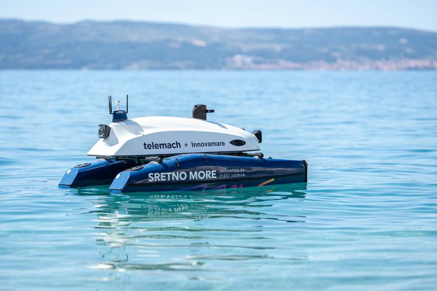 U velikoj akciji čišćenja plaže i luke Krilo  prikupljeno preko tri tone otpada
