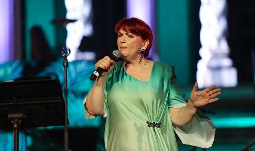 Zorica Kond&zcaron;a na Melodijama Jadrana u Splitu proslavila 40 godina svoje bogate karijere