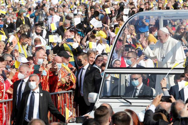 Pope Francis visits Slovakia