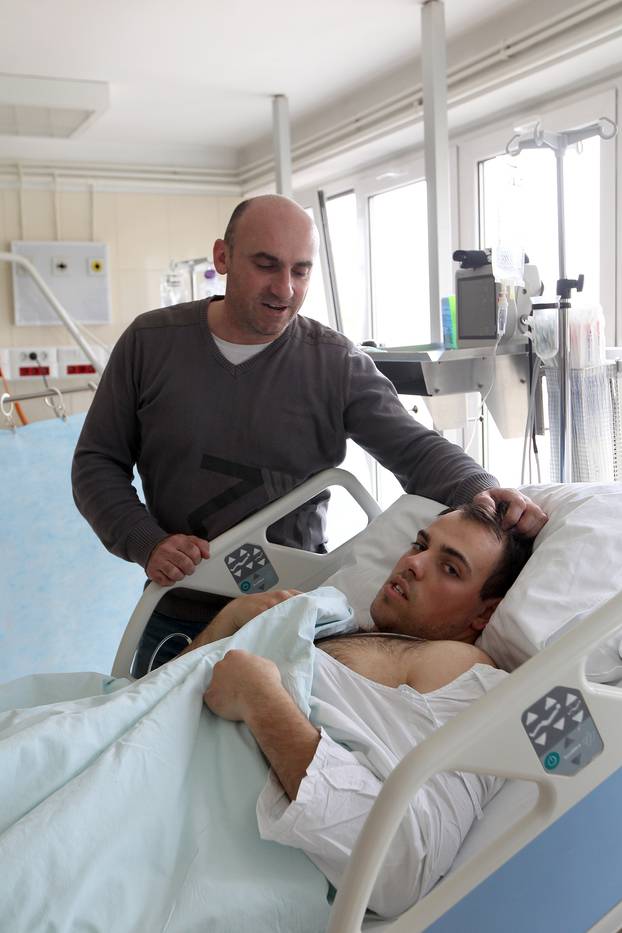 Zagreb: Mladi? s moždanim udarom spašen hitnom operacijom u KBC Sestre Milosrdnice