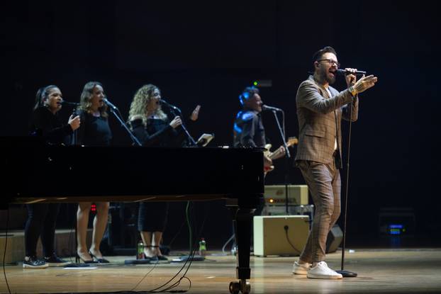 Zagreb: Petar Grašo koncertom u Lisinkom obilježio 30 godina karijere