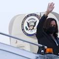 Potpredsjednica SAD-a stigla u Vijetnam, za kašnjenje okrivila 'neobični zdravstveni incident'