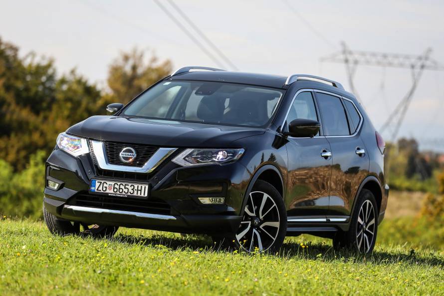 Najveći Nissanov SUV vrlo je dobar i s benzinskim motorom