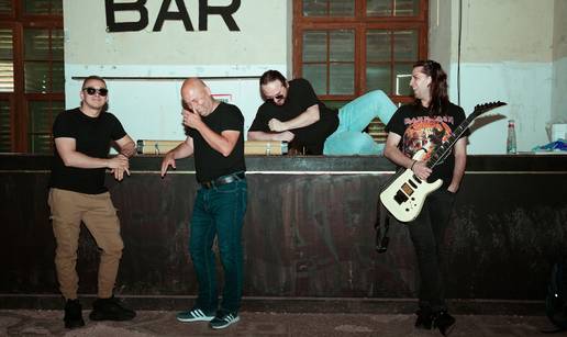 Bend ginekologa, vatrogasca, profesora i urednika: Zovemo se Kratak fitilj, brzo nam se skrati