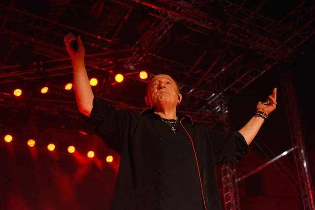 Pula: Prljavci napunili Arenu