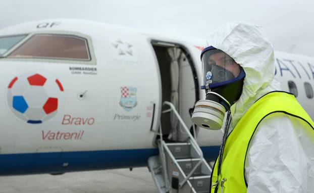 Zagreb: Dezinfekcija aviona Croatia airlinesa zbog koronavirusa
