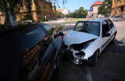 Sudar tri automobila u centru Zagreba, četvero ozlijeđenih