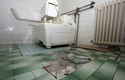 Bolnice u raspadu: Otpadaju fasade, a zidovi trule od vlage