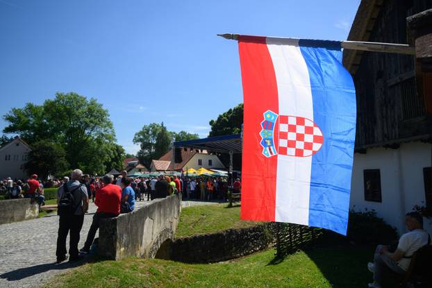 Manifestacija Dani mladosti radosti u Kumrovcu