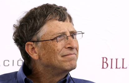 Gates: Zabrinut sam, pametni strojevi mogli bi nas uništiti