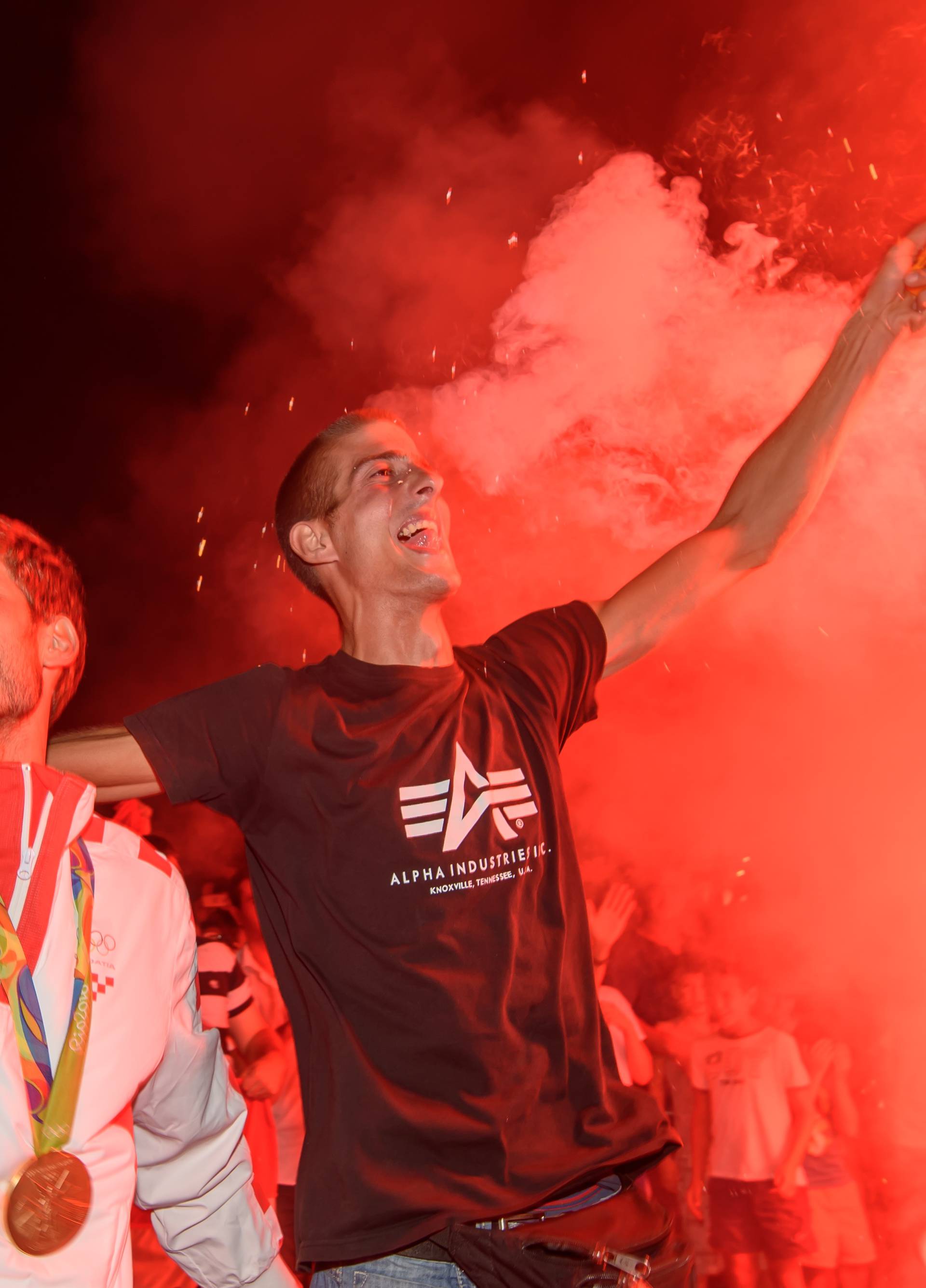 Pogledajte doček naših zlatnih jedriličara Šime i Igora u Zadru