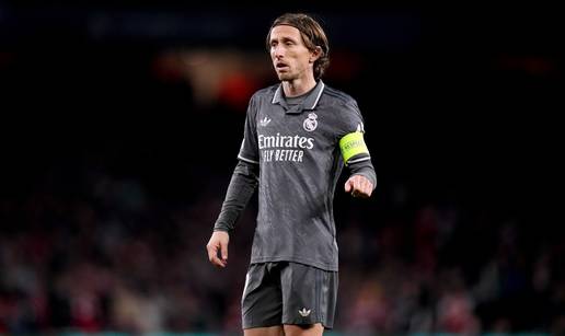 Španjolci: Modrić je organizirao 'team building' u svojoj vili. Na druženje nije pozvao Viniciusa?!