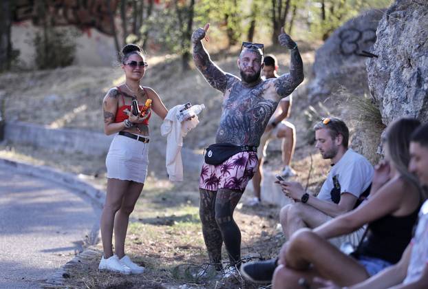 Split: Dolazak posjetitelja na stadion Park Mladeži na kojem započinje Ultra 2025