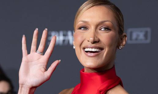 FOTO Bella Hadid godinama voli 'gole haljine', ali grudnjak ne. I ovoga puta pokazala bradavice