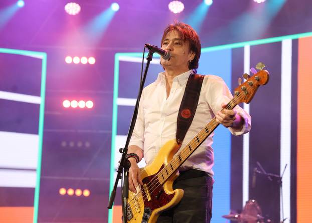 Vodice: Vlado Kalember i Srebrna krila prve ve?eri ovogodišnjeg CMC festivala