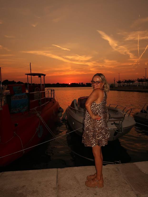 FOTO Vanna pozirala bez šminke pa oduševila pratitelje: Evo kako se mijenjala kroz godine